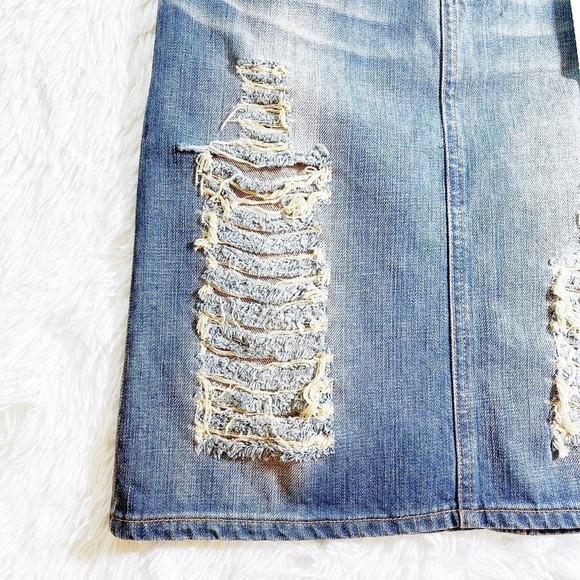 Dolce & Gabbana Ripped Denim Skirt Medium Blue Size 24 - Picture 9 of 13